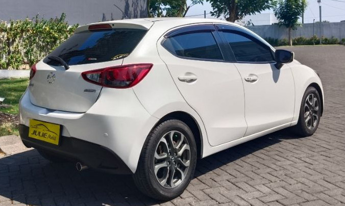 2015 Mazda 2 2015 Mazda 2