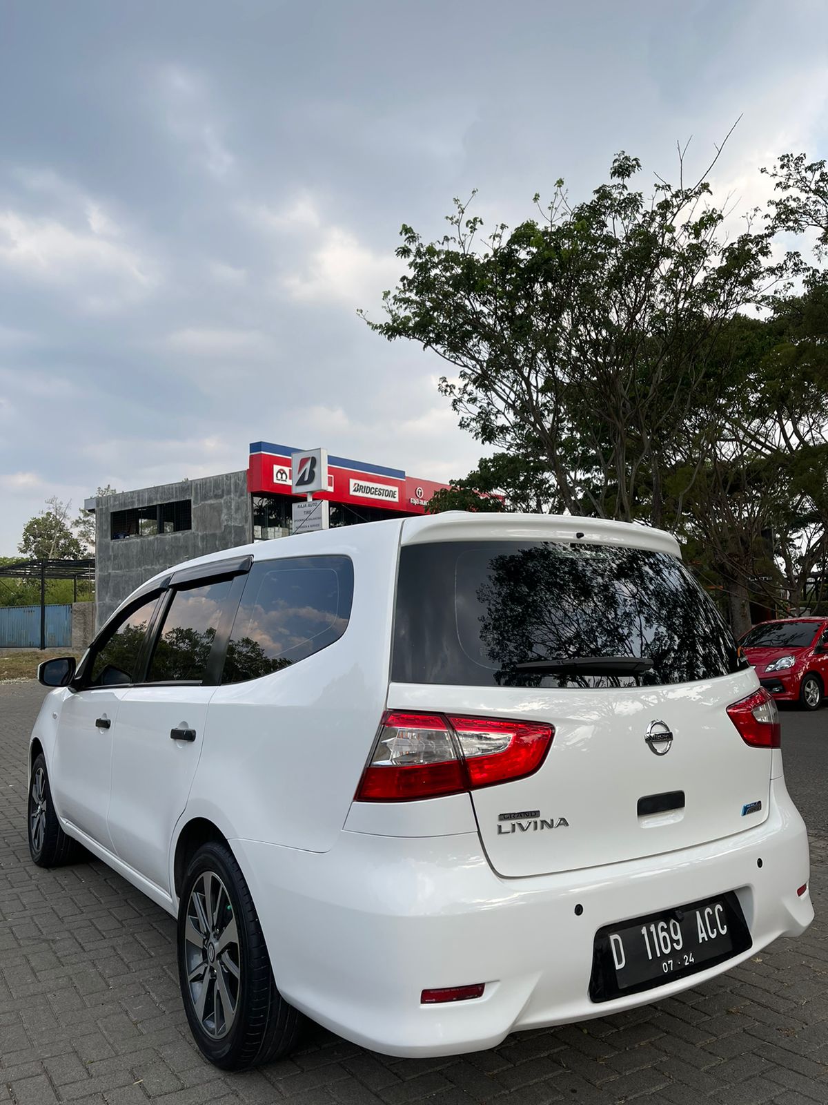 2014 Nissan Grand Livina 2014 Nissan Grand Livina