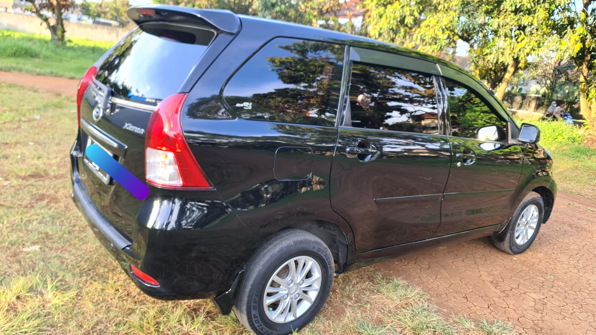 2012 Daihatsu Xenia 2012 Daihatsu Xenia