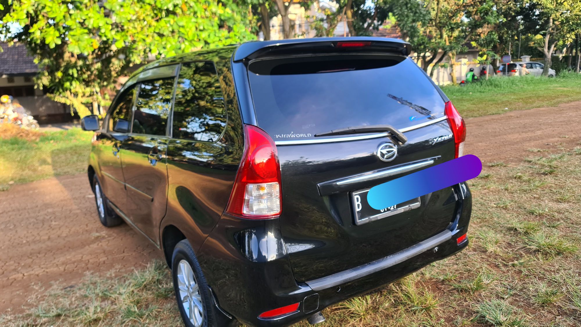 2012 Daihatsu Xenia 2012 Daihatsu Xenia