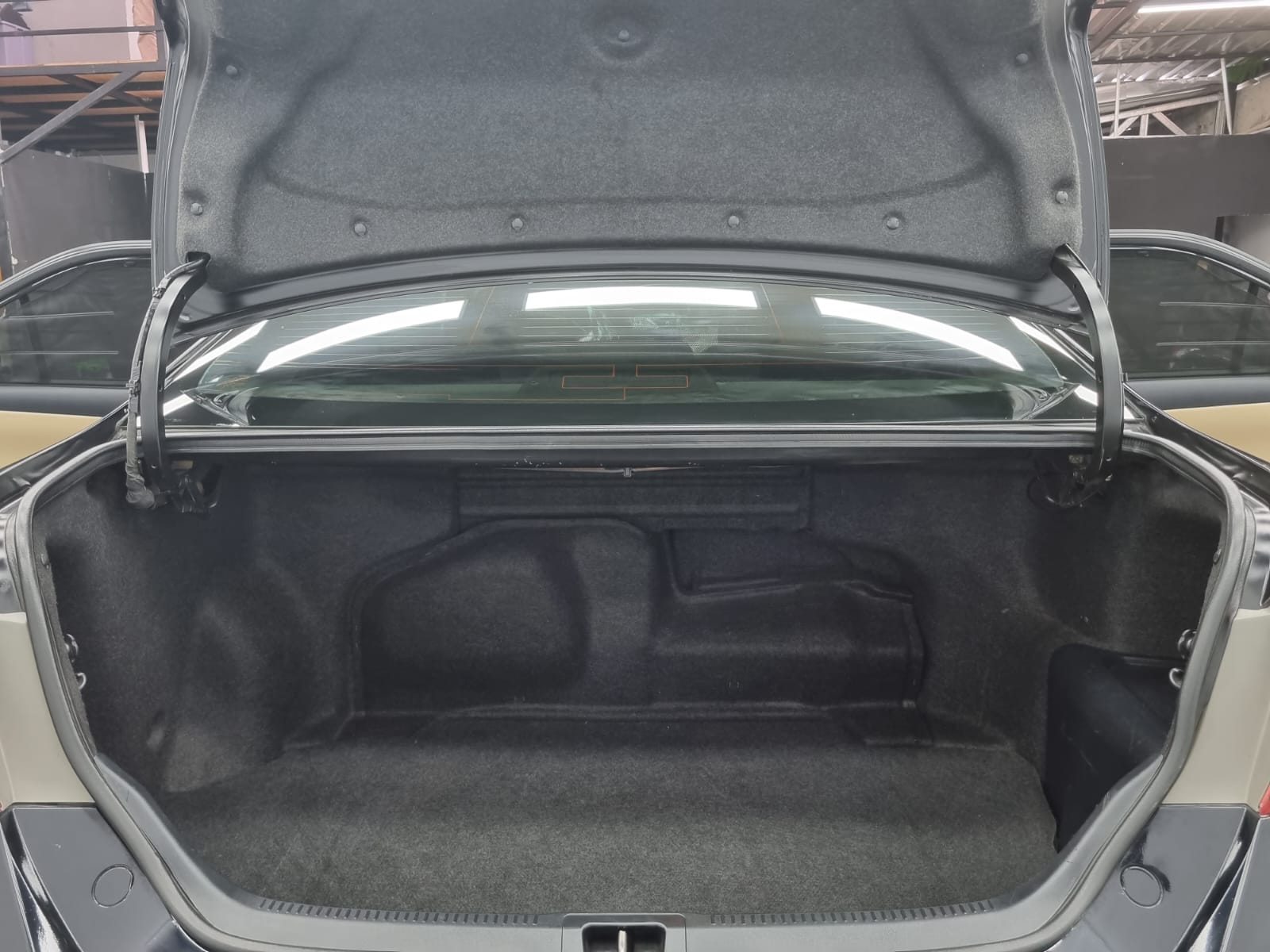 2012 Toyota Camry Hybrid 2012 Toyota Camry Hybrid