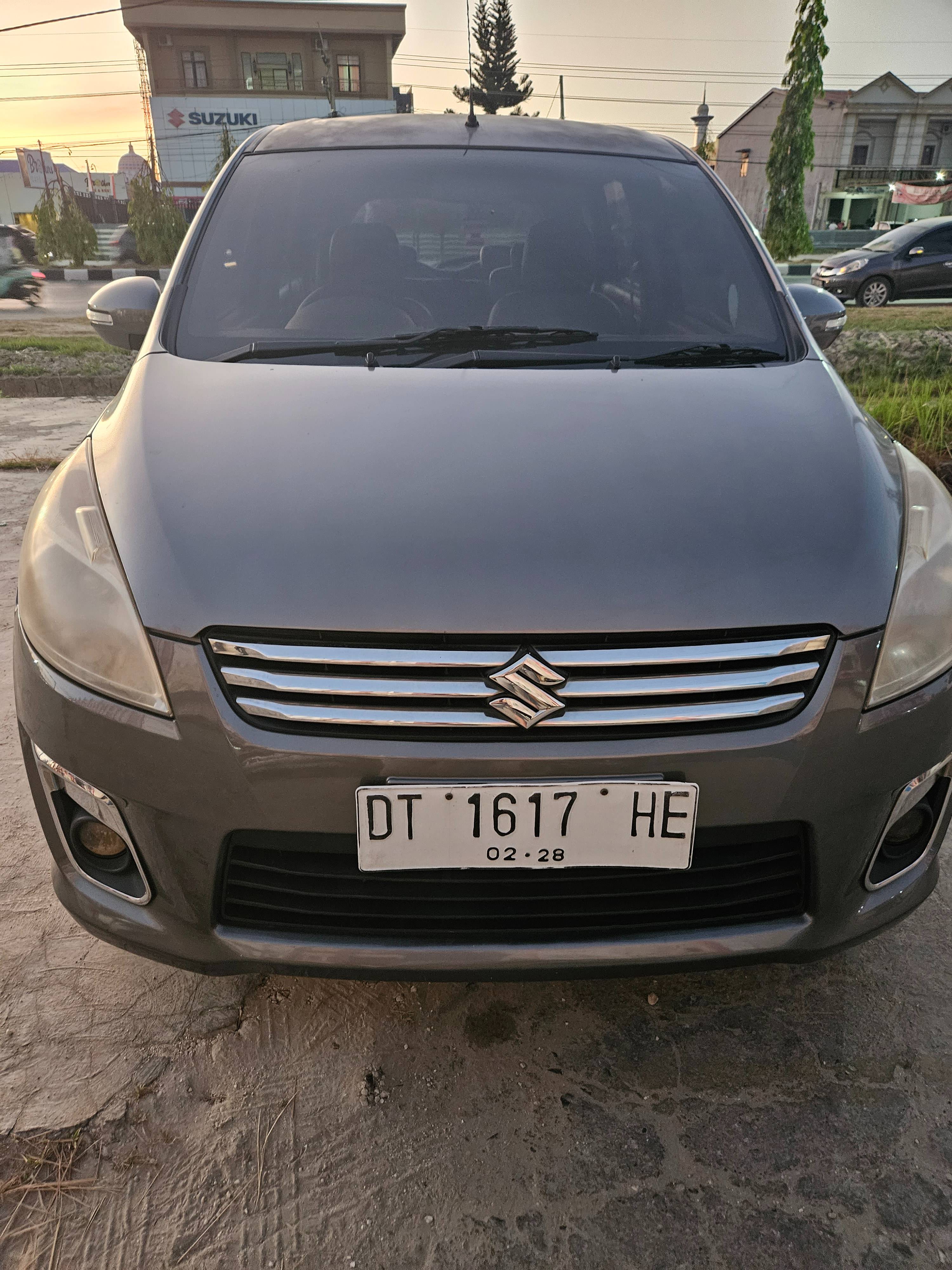2015 Suzuki Ertiga  2015 Suzuki Ertiga