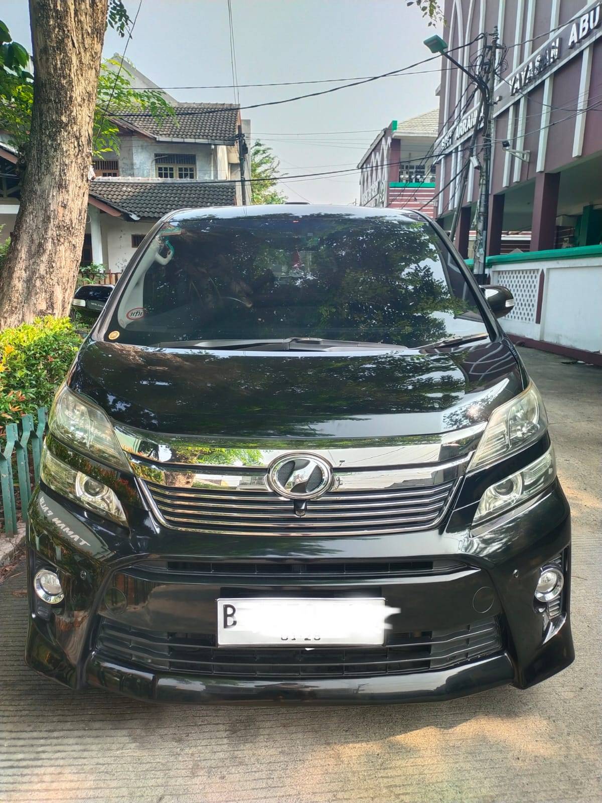 2012 Toyota Vellfire Bekas 2012 Toyota Vellfire Bekas