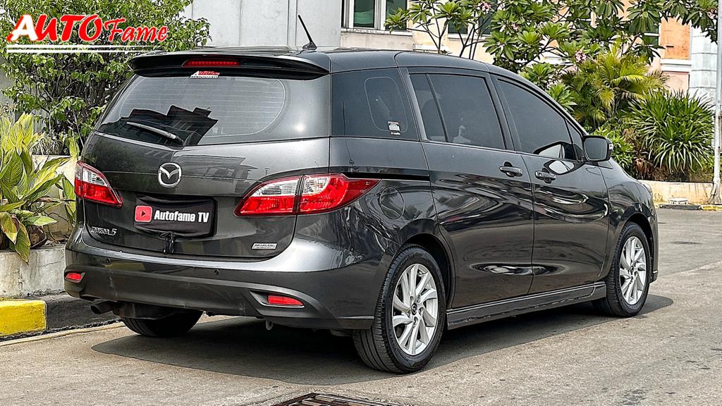 2017 Mazda 5 2017 Mazda 5