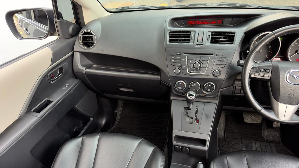 2017 Mazda 5 2017 Mazda 5