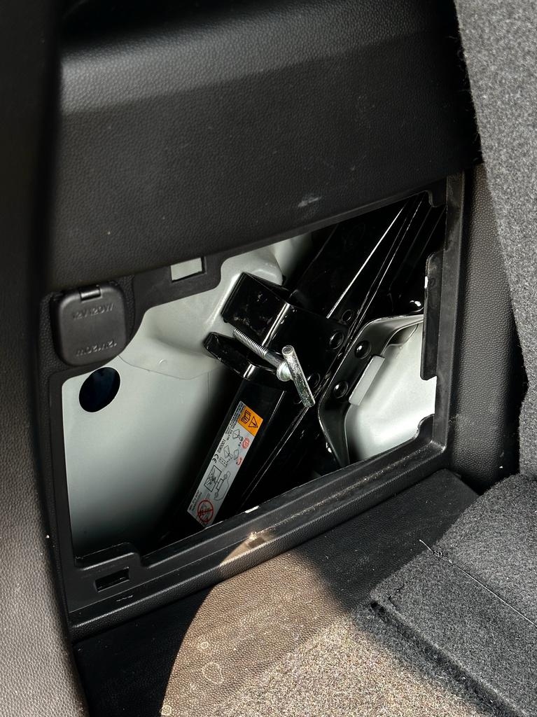 2017 Mazda 5 2017 Mazda 5