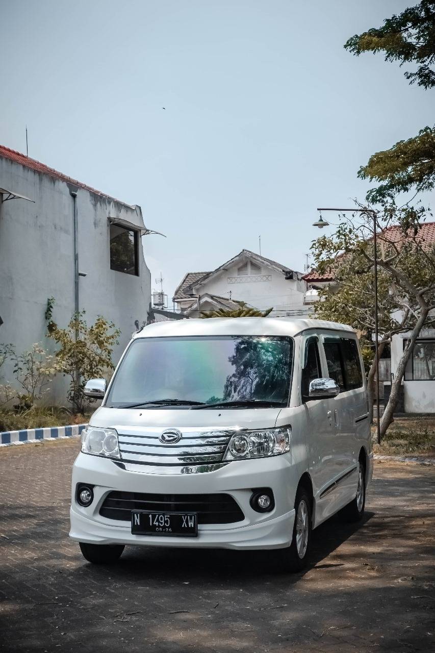 2018 Daihatsu Luxio 1.5 X M/T Bekas