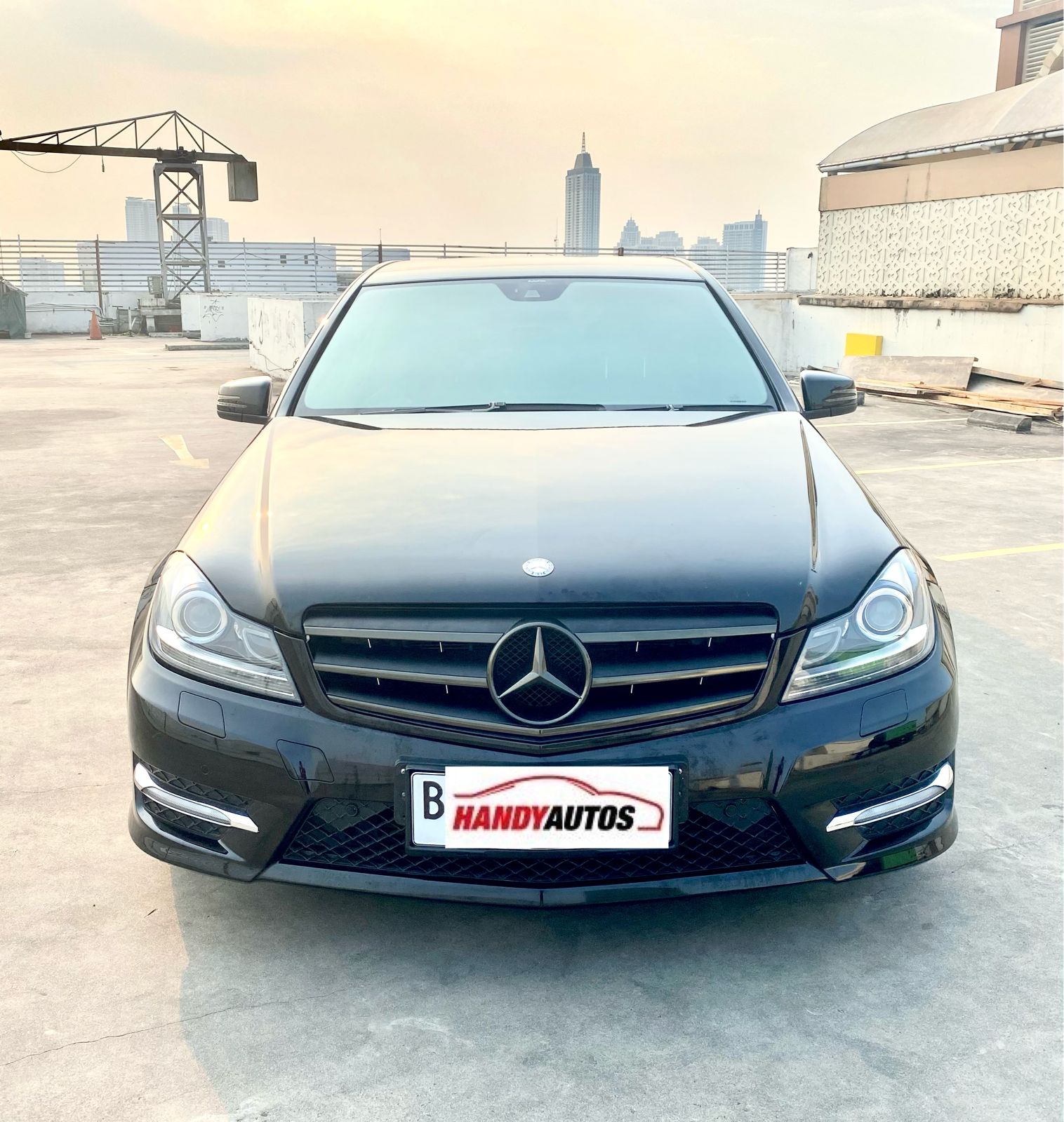 Second Hand 2013 Mercedes Benz C-Class Second Hand 2013 Mercedes Benz C-Class