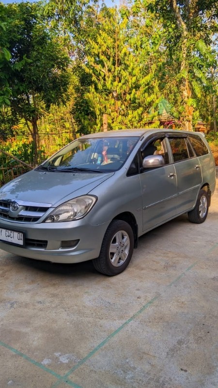 2005 Toyota Innova