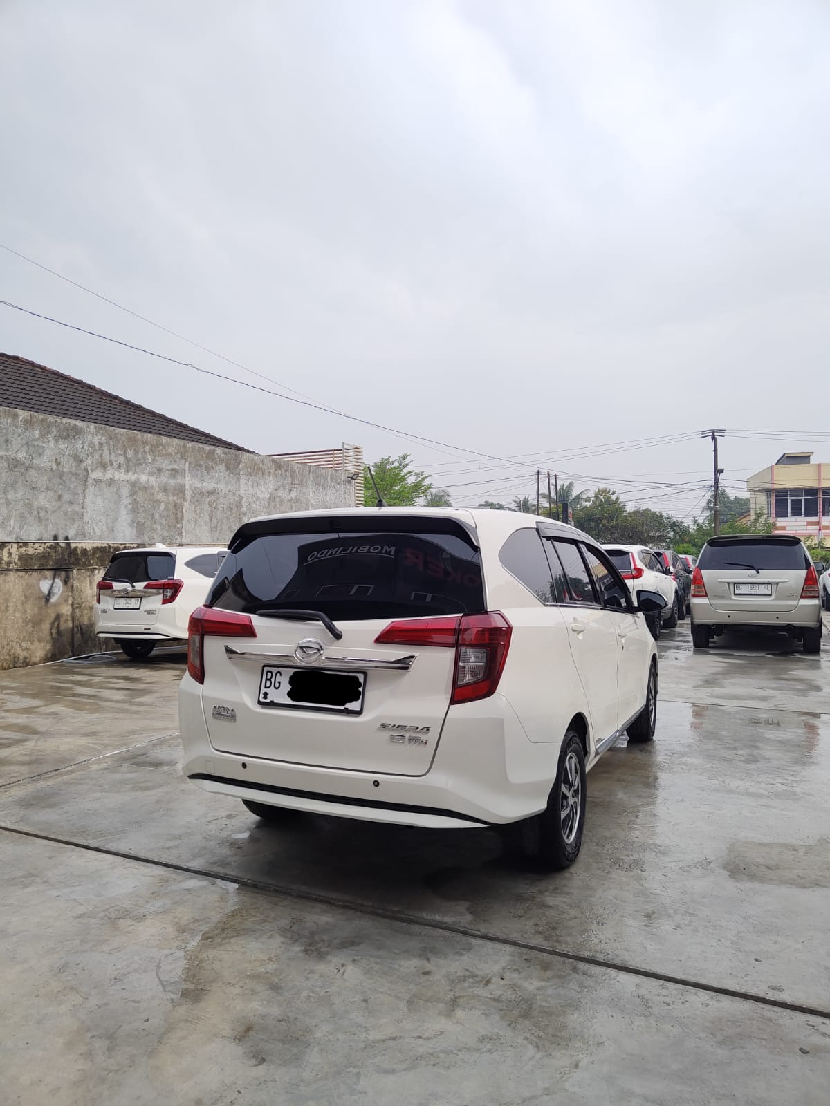 2017 Daihatsu Sigra 2017 Daihatsu Sigra