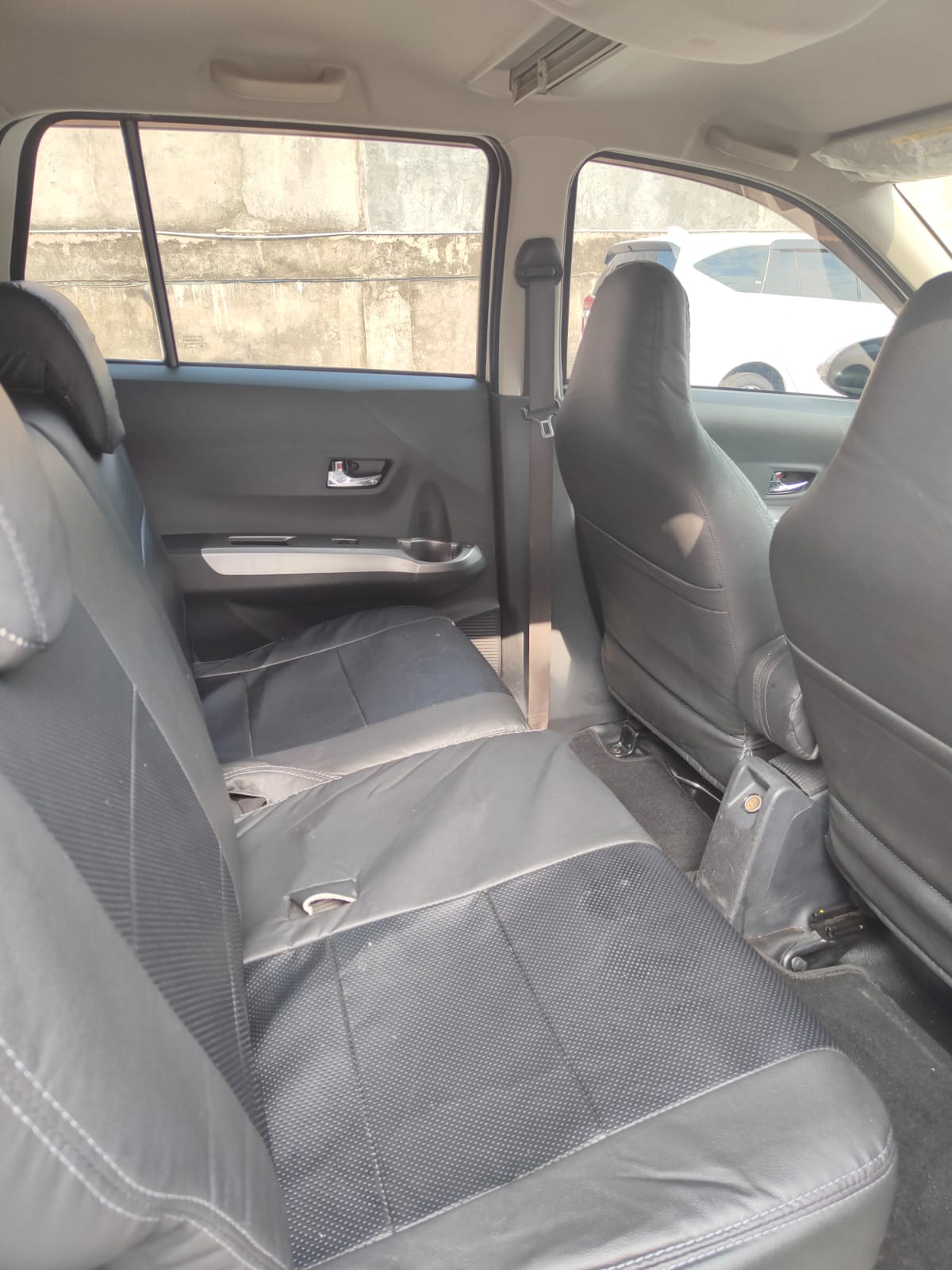 2017 Daihatsu Sigra 2017 Daihatsu Sigra