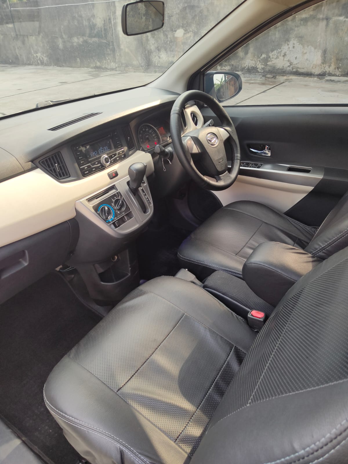 2017 Daihatsu Sigra 2017 Daihatsu Sigra