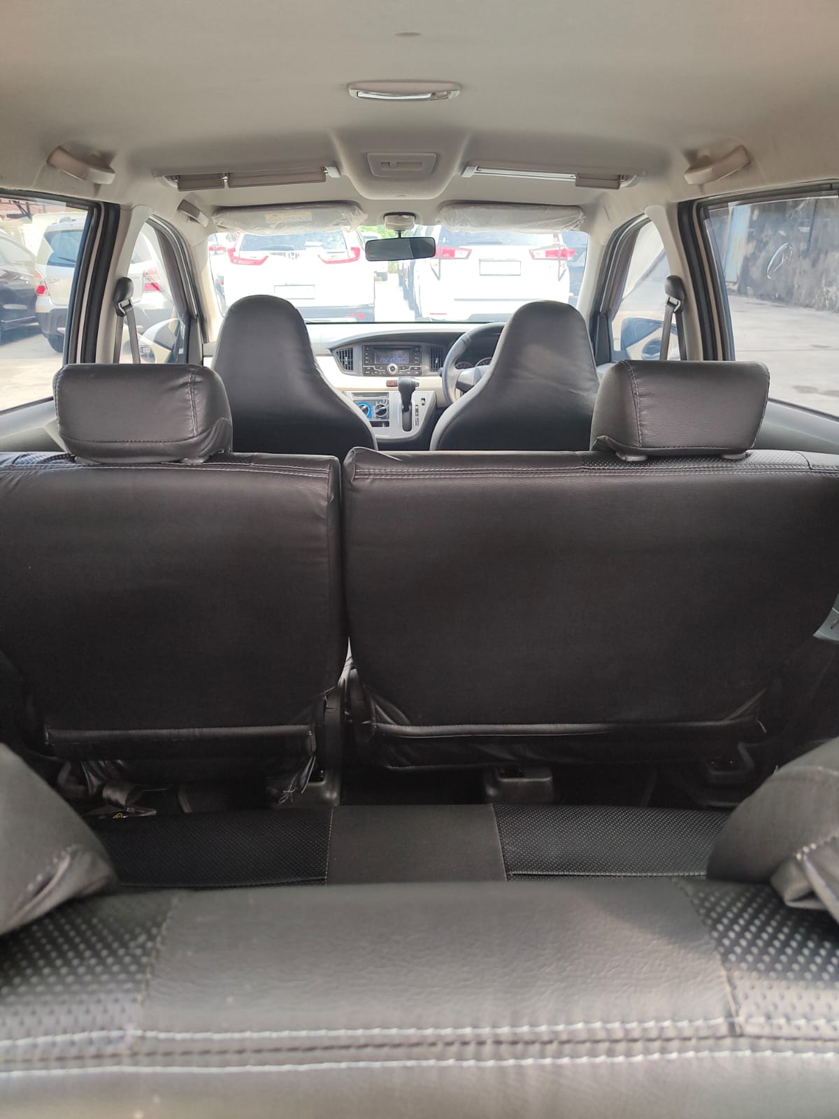 2017 Daihatsu Sigra 2017 Daihatsu Sigra