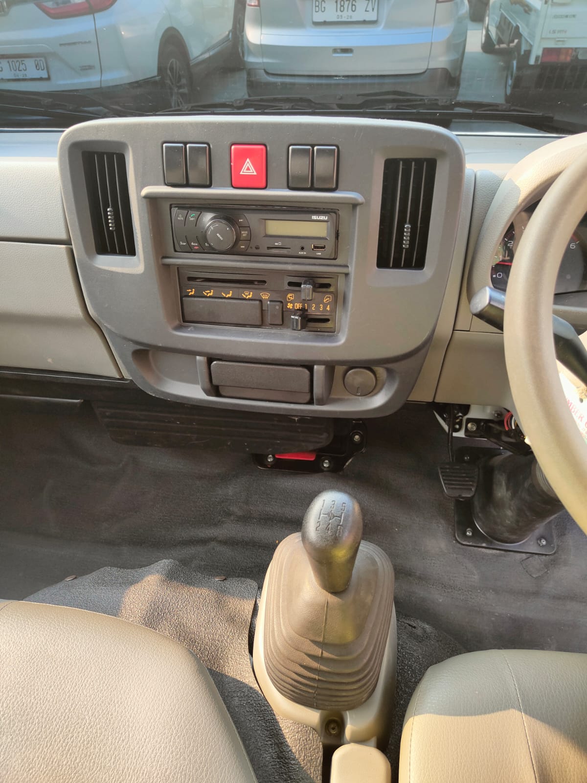 2022 Isuzu Traga 2022 Isuzu Traga