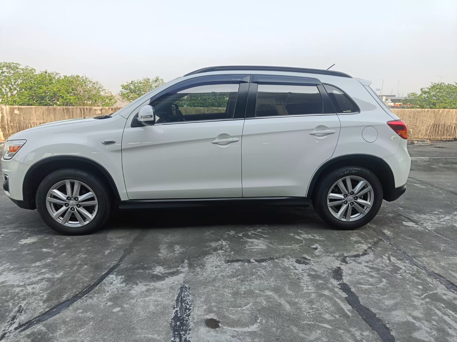 2017 Mitsubishi Outlander Sport 2017 Mitsubishi Outlander Sport