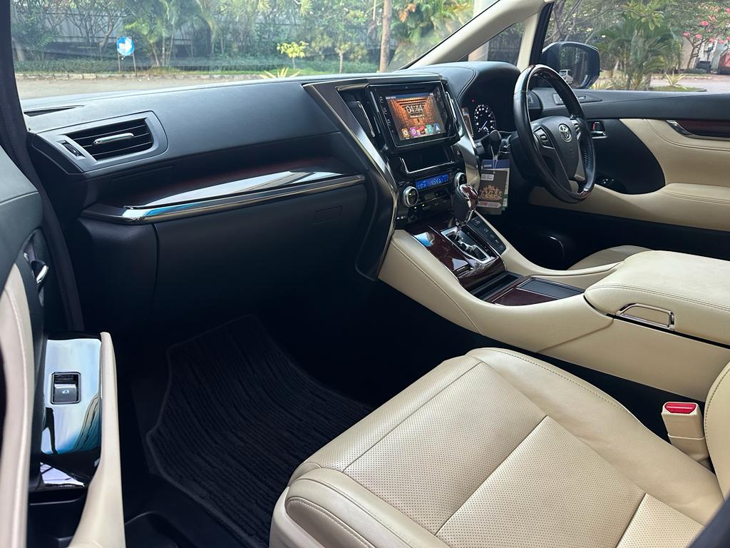 2015 Toyota Alphard 2015 Toyota Alphard