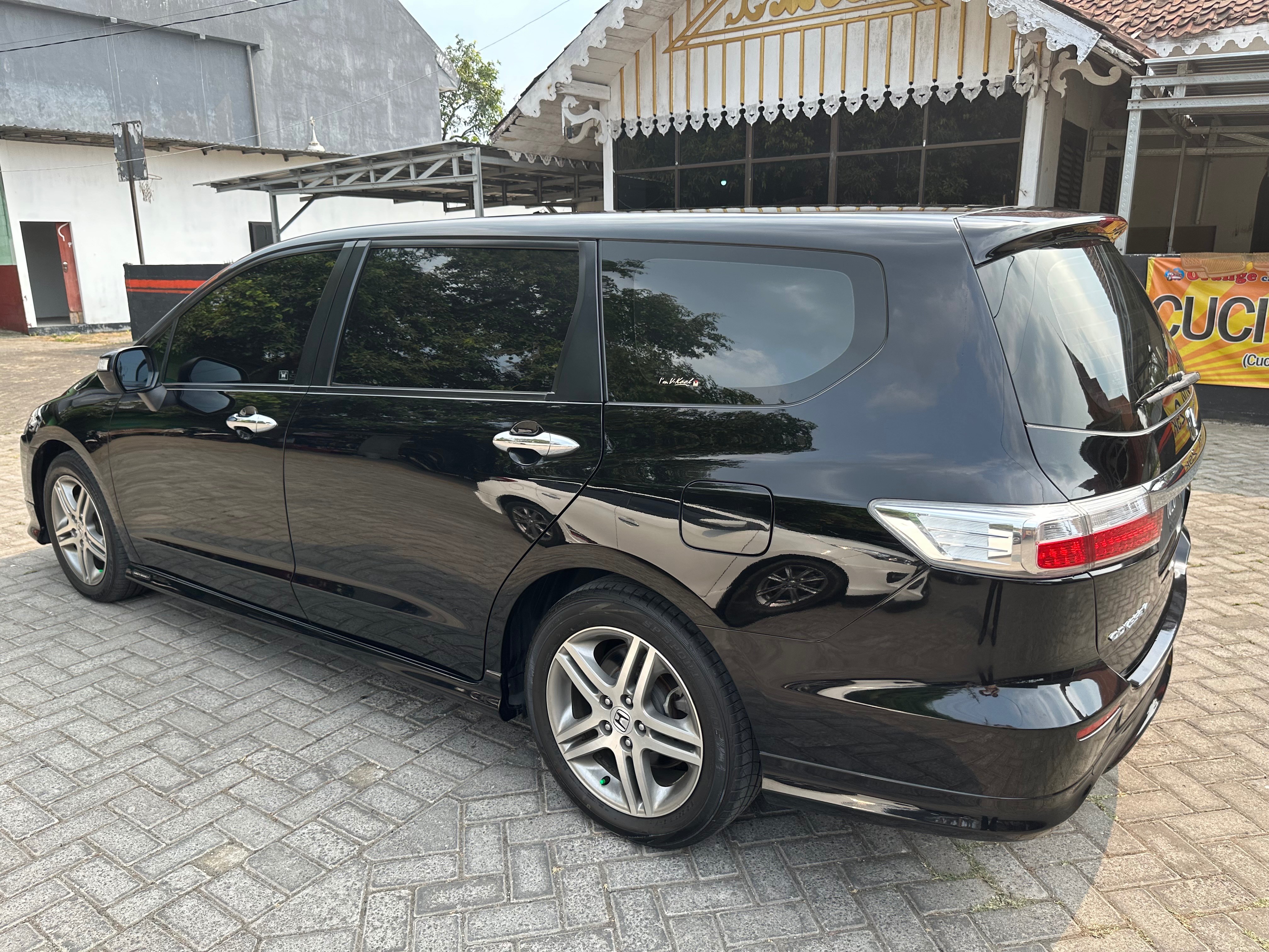 2012 Honda Odyssey  2012 Honda Odyssey