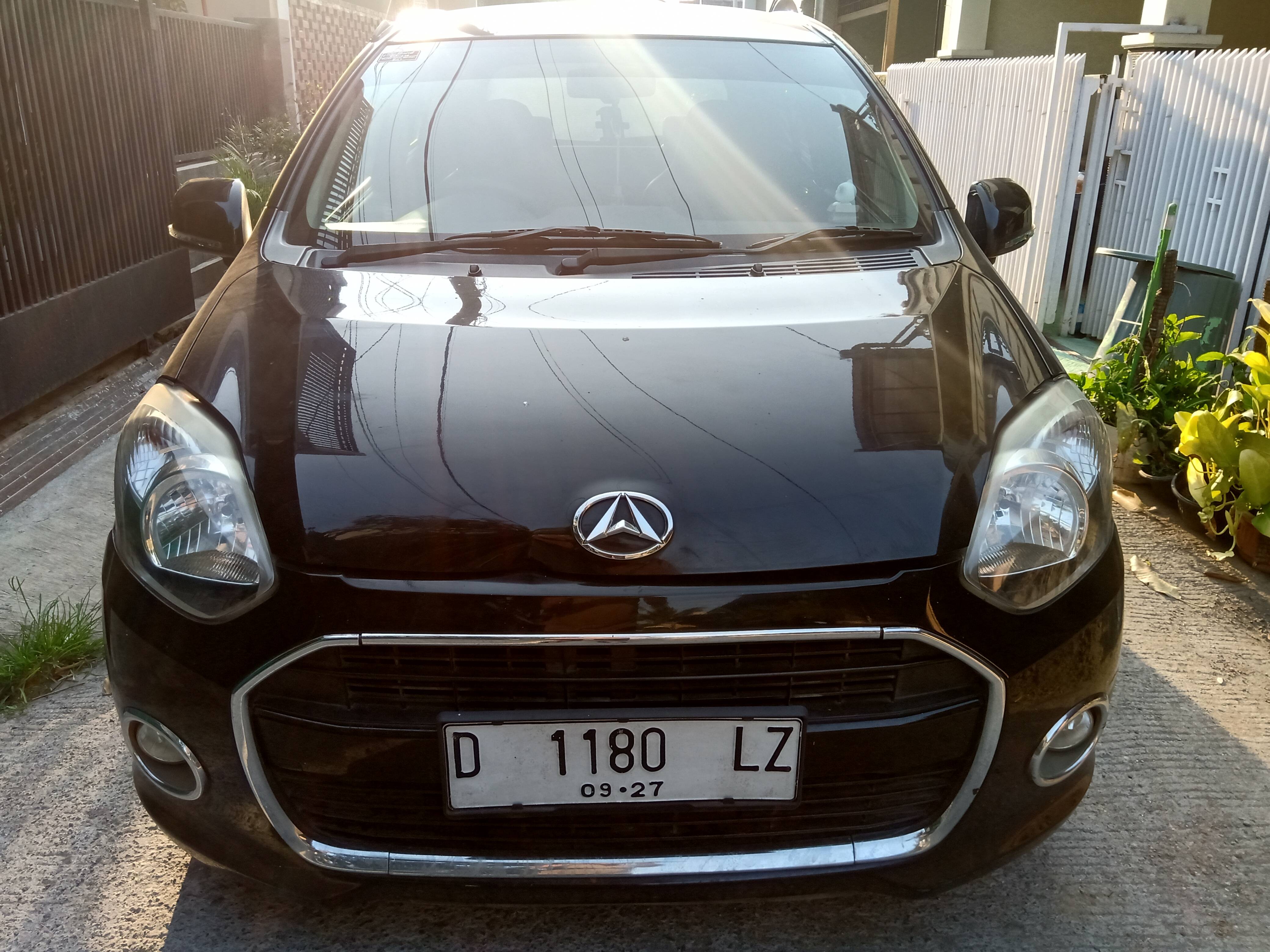 2016 Daihatsu Ayla  Bekas 2016 Daihatsu Ayla  Bekas