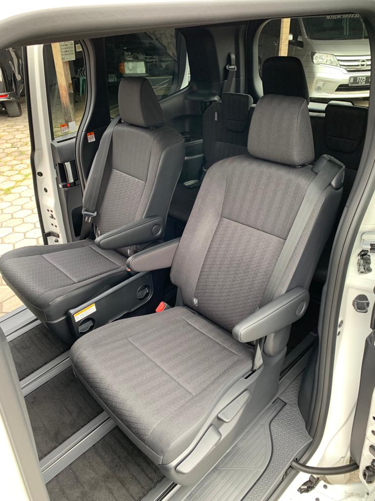 2023 Toyota Voxy 2023 Toyota Voxy