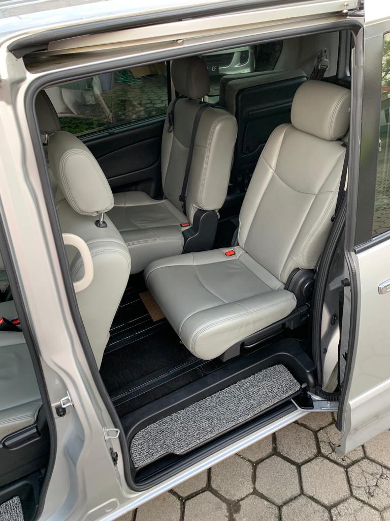 2014 Nissan Serena 2014 Nissan Serena