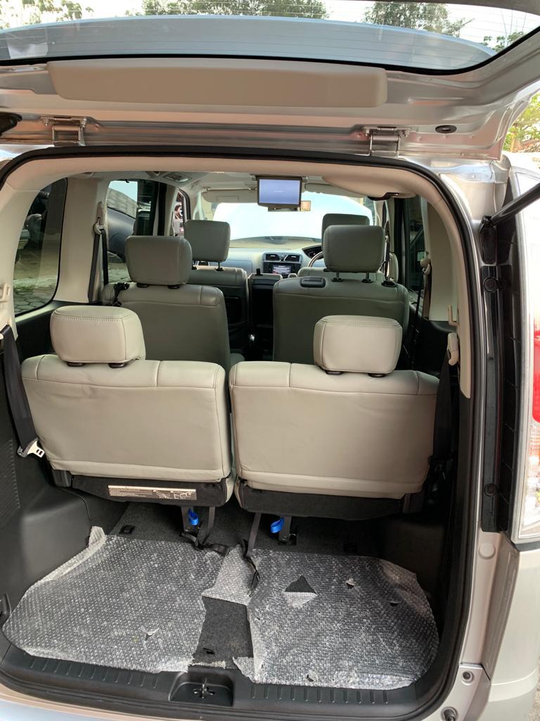 2014 Nissan Serena 2014 Nissan Serena