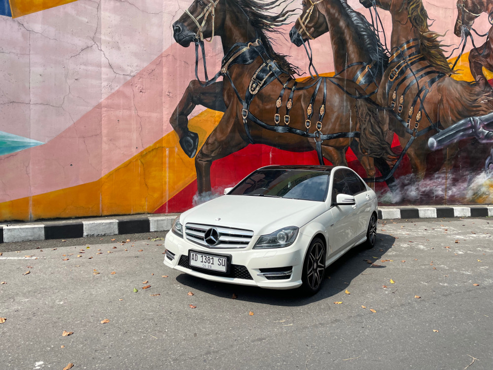 Second Hand 2014 Mercedes Benz C-Class Sedan Second Hand 2014 Mercedes Benz C-Class Sedan