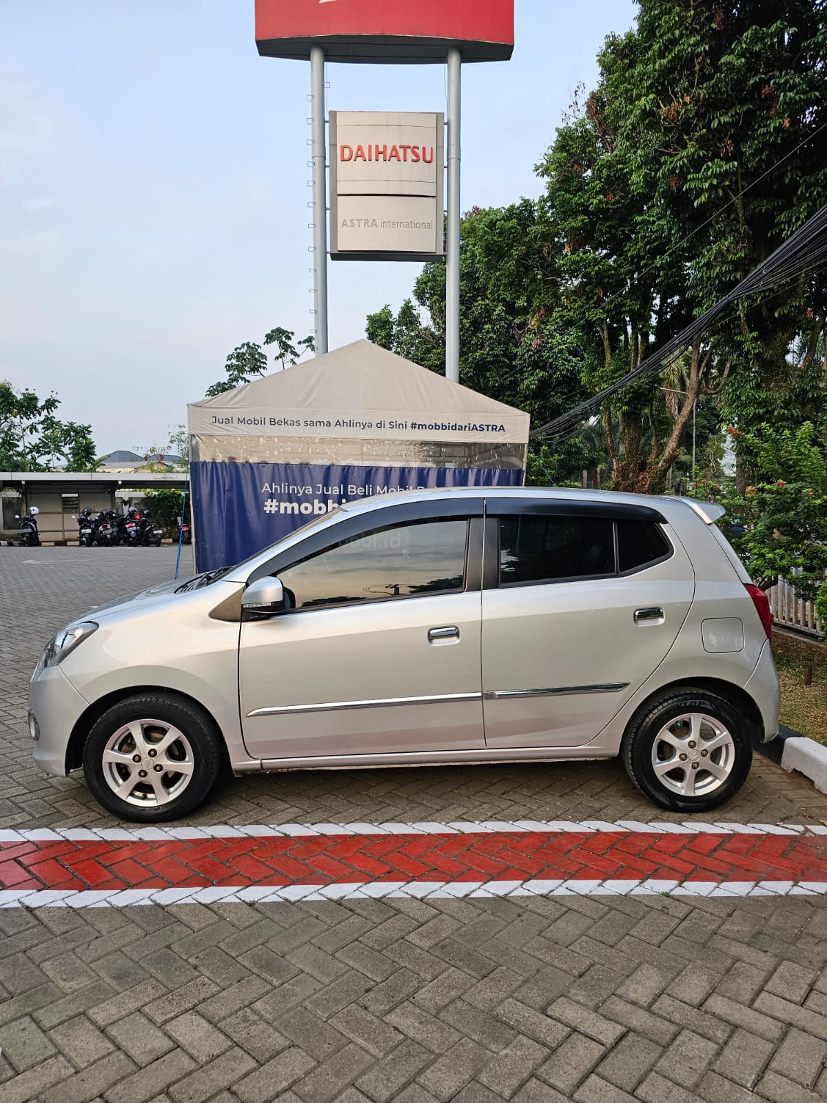 2016 Daihatsu Ayla 2016 Daihatsu Ayla