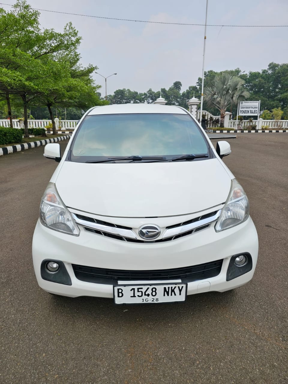 2013 Daihatsu Xenia 2013 Daihatsu Xenia