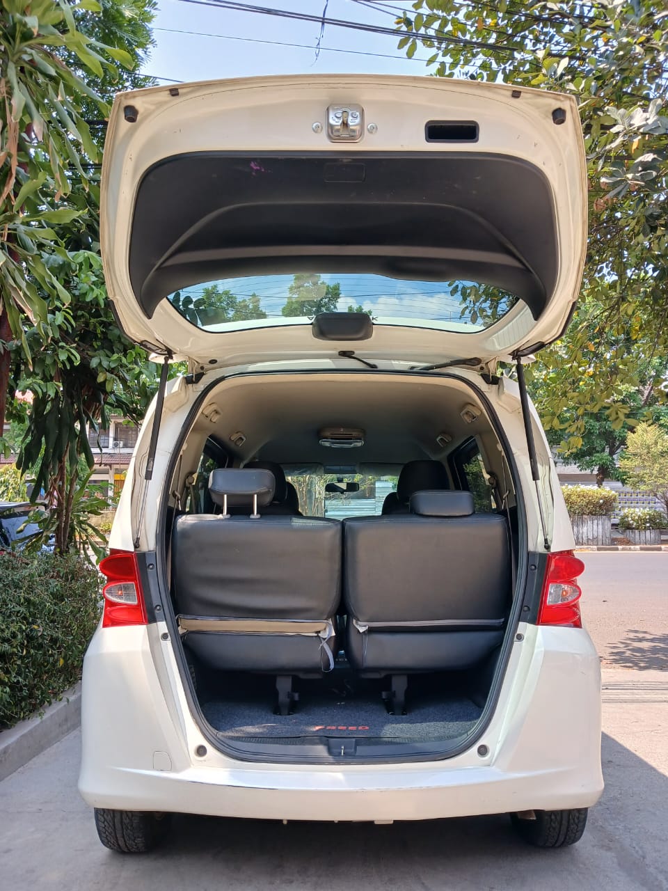 2010 Honda Freed 2010 Honda Freed