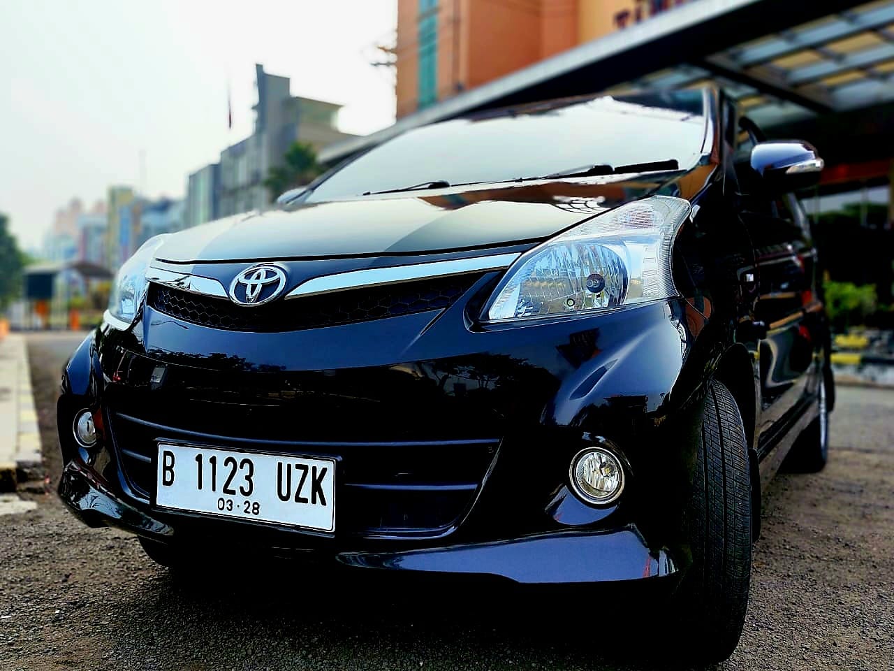 2013 Toyota Avanza Veloz Bekas 2013 Toyota Avanza Veloz Bekas