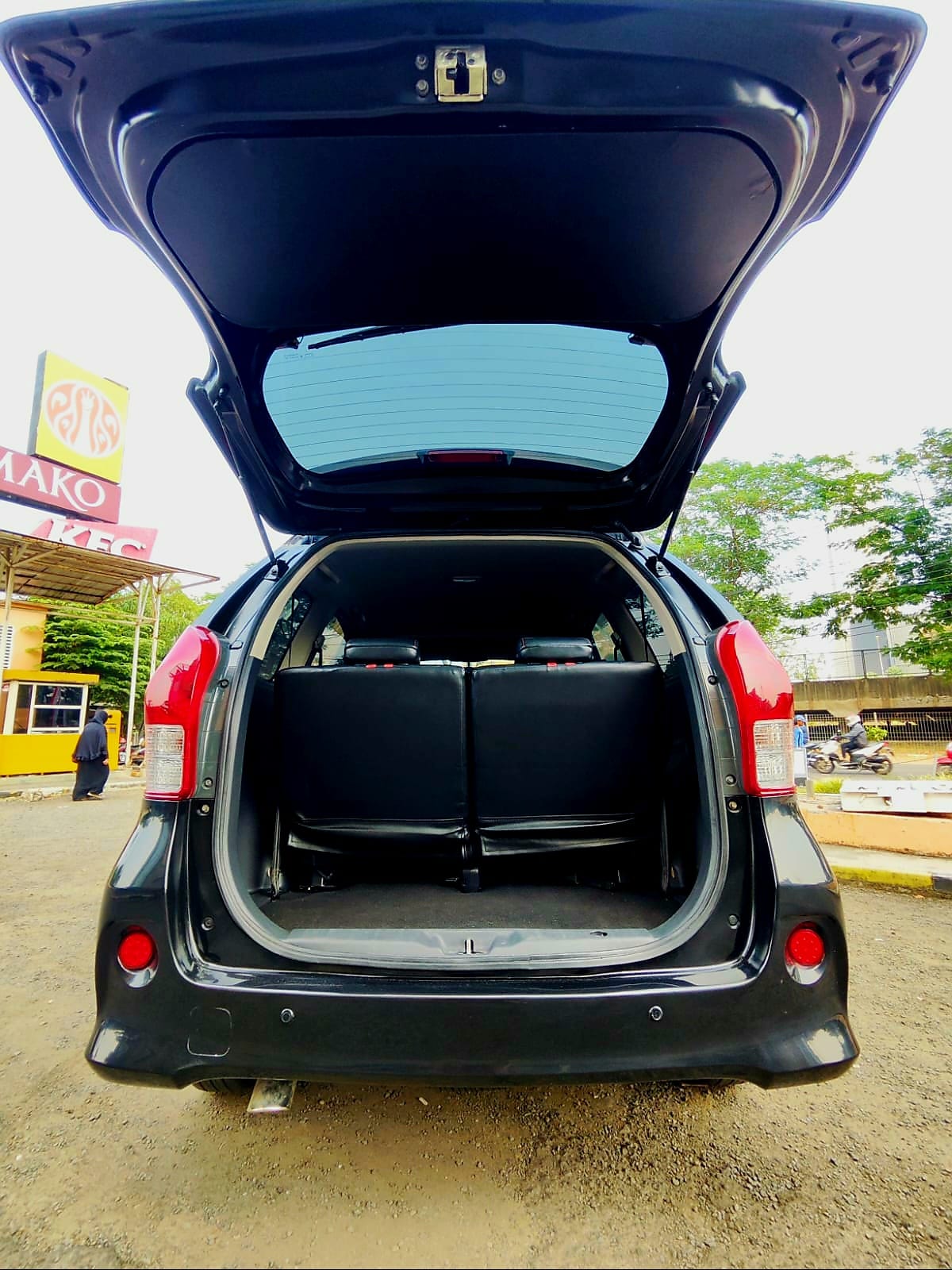 2013 Toyota Avanza Veloz 2013 Toyota Avanza Veloz