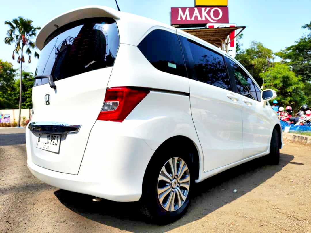 2013 Honda Freed 2013 Honda Freed