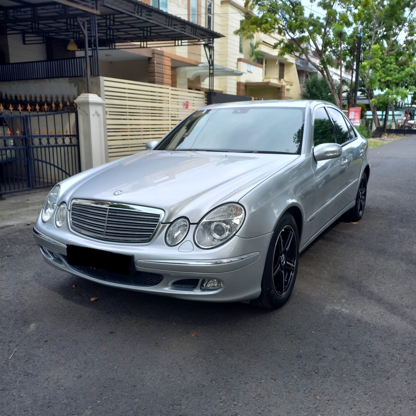 2006 Mercedes Benz E-Class 2006 Mercedes Benz E-Class