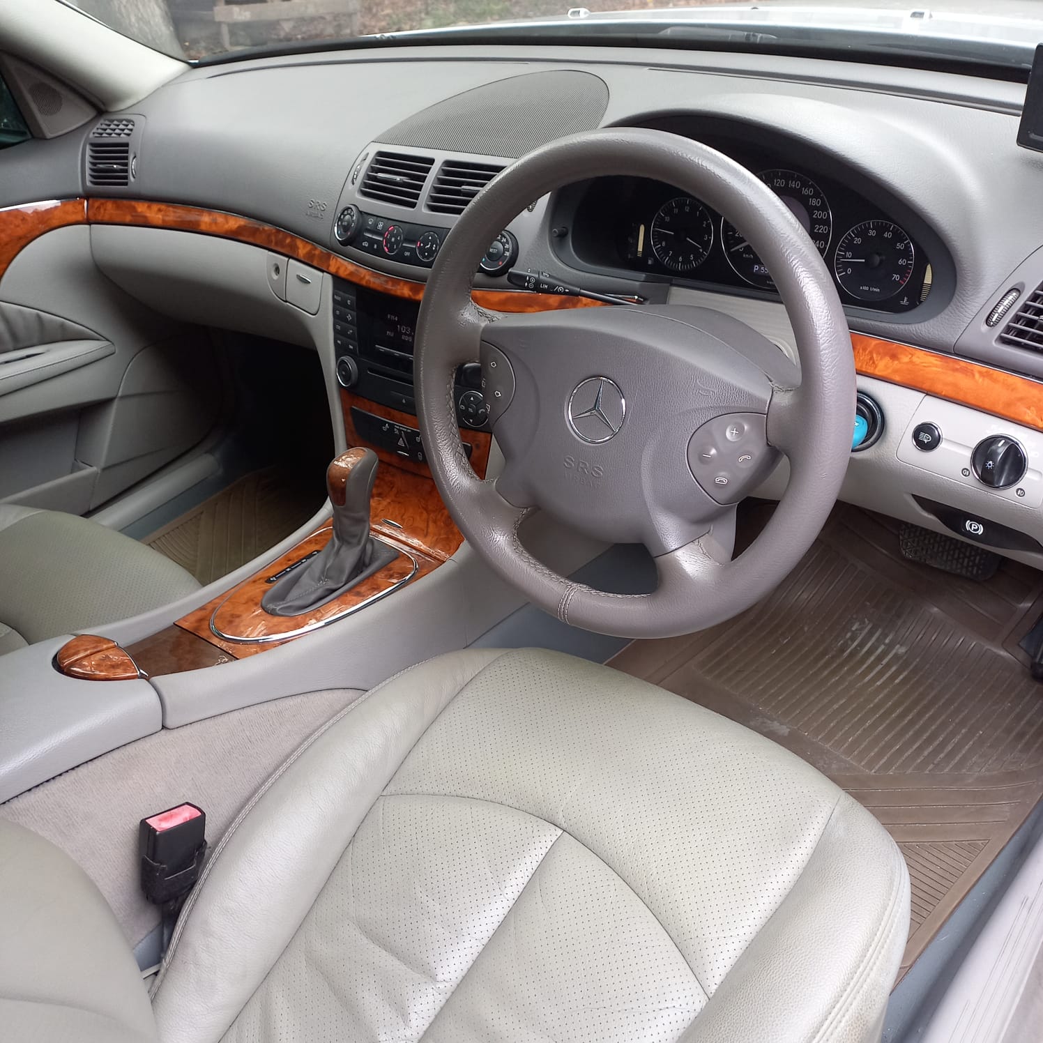 2006 Mercedes Benz E-Class 2006 Mercedes Benz E-Class