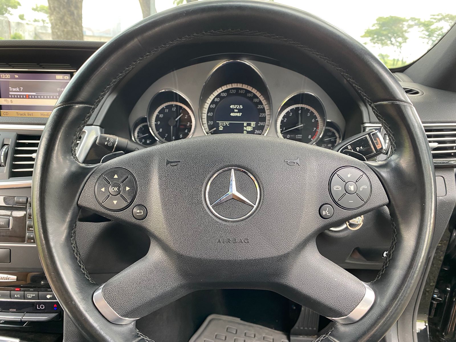 2010 Mercedes Benz E-Class 2010 Mercedes Benz E-Class