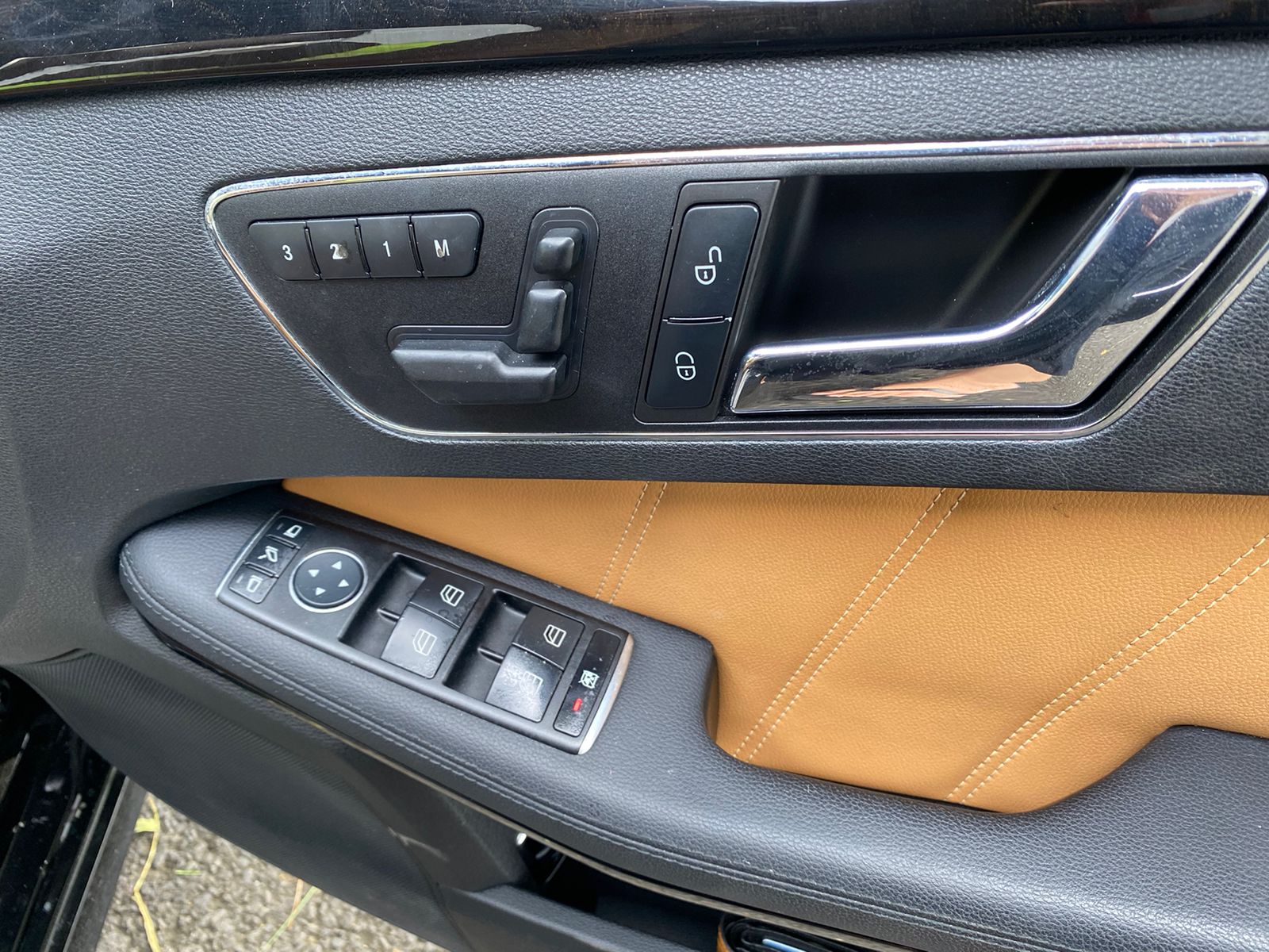 2010 Mercedes Benz E-Class 2010 Mercedes Benz E-Class