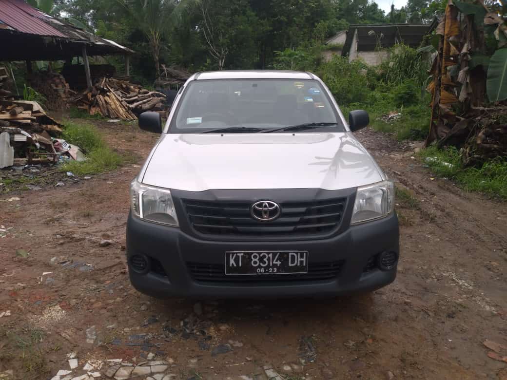 2013 Toyota Hilux Bekas 2013 Toyota Hilux Bekas