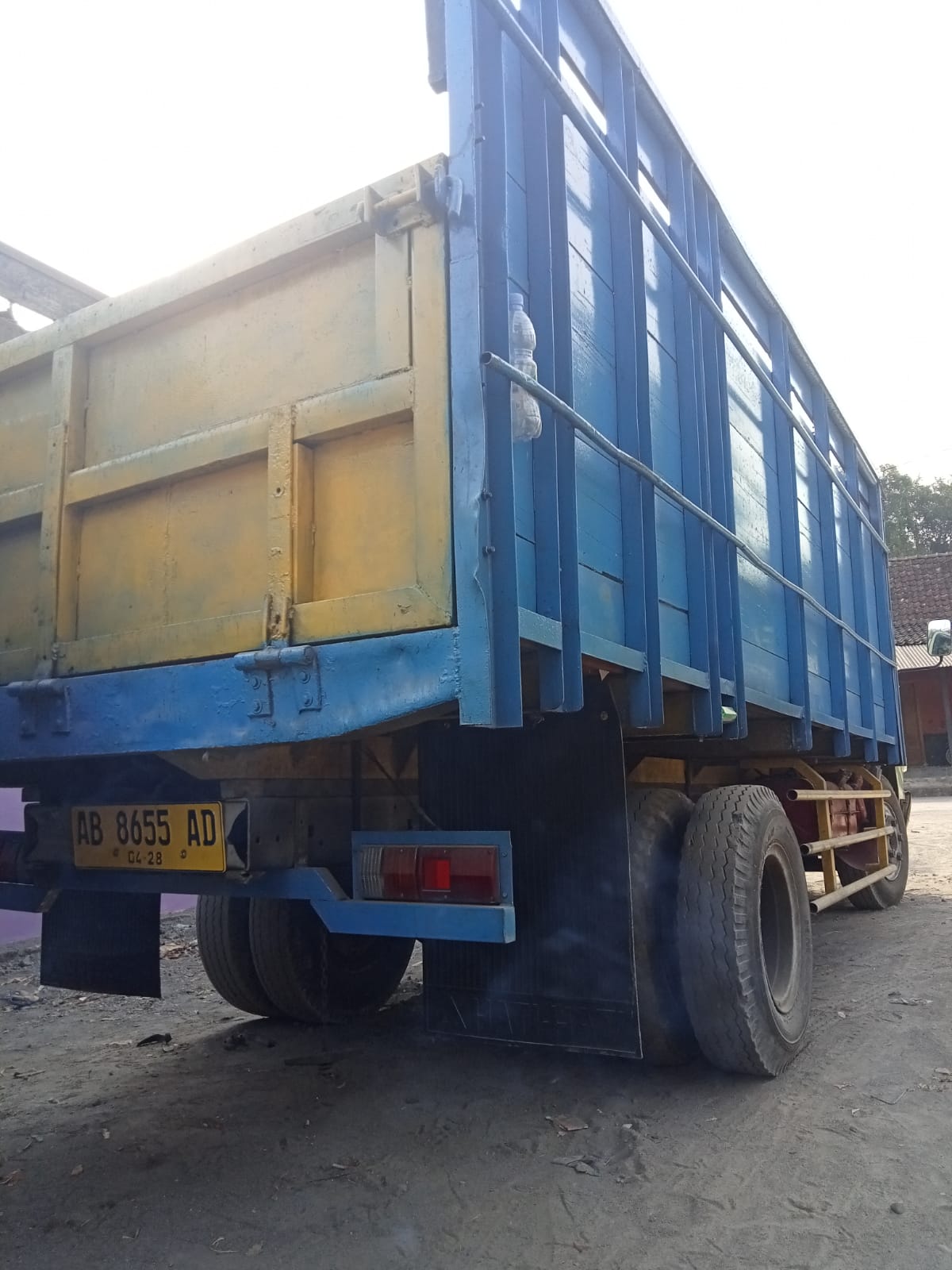 2015 Isuzu Traga 2015 Isuzu Traga