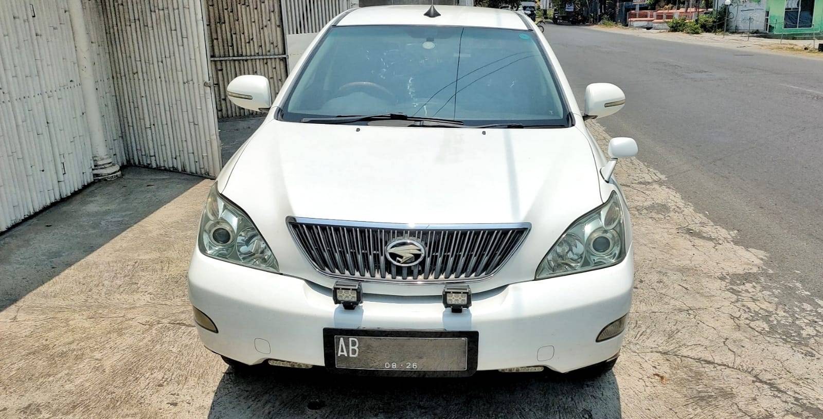 2004 Toyota Harrier Bekas 2004 Toyota Harrier Bekas