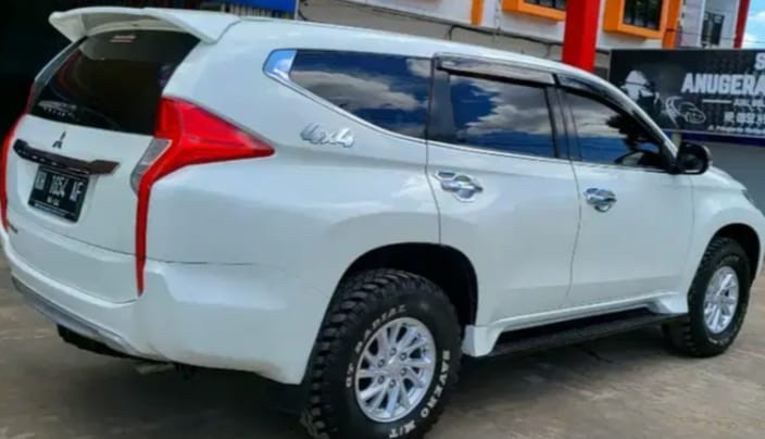 Second Hand 2016 Mitsubishi Pajero Second Hand 2016 Mitsubishi Pajero