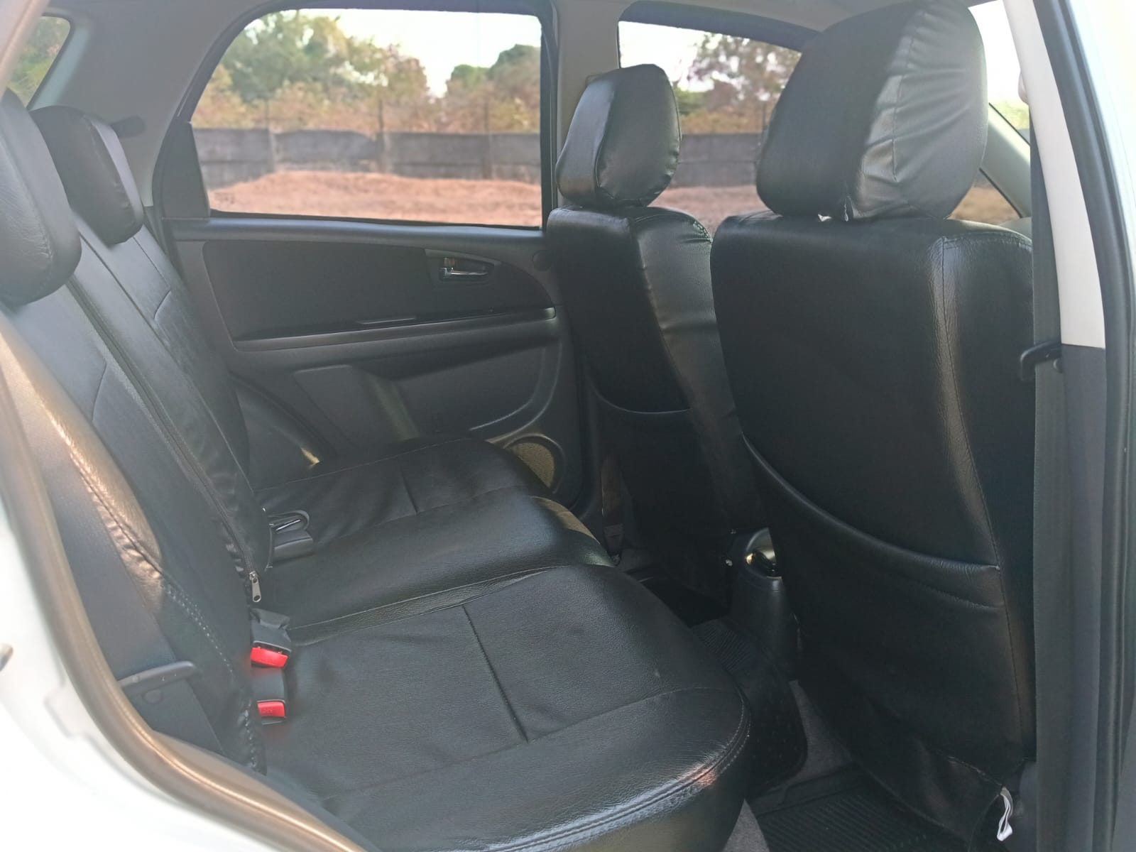 2011 Suzuki SX4 2011 Suzuki SX4