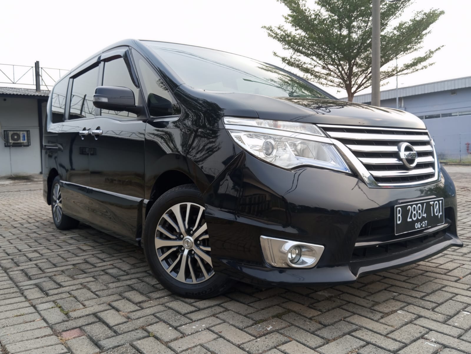 2017 Nissan Serena 2017 Nissan Serena