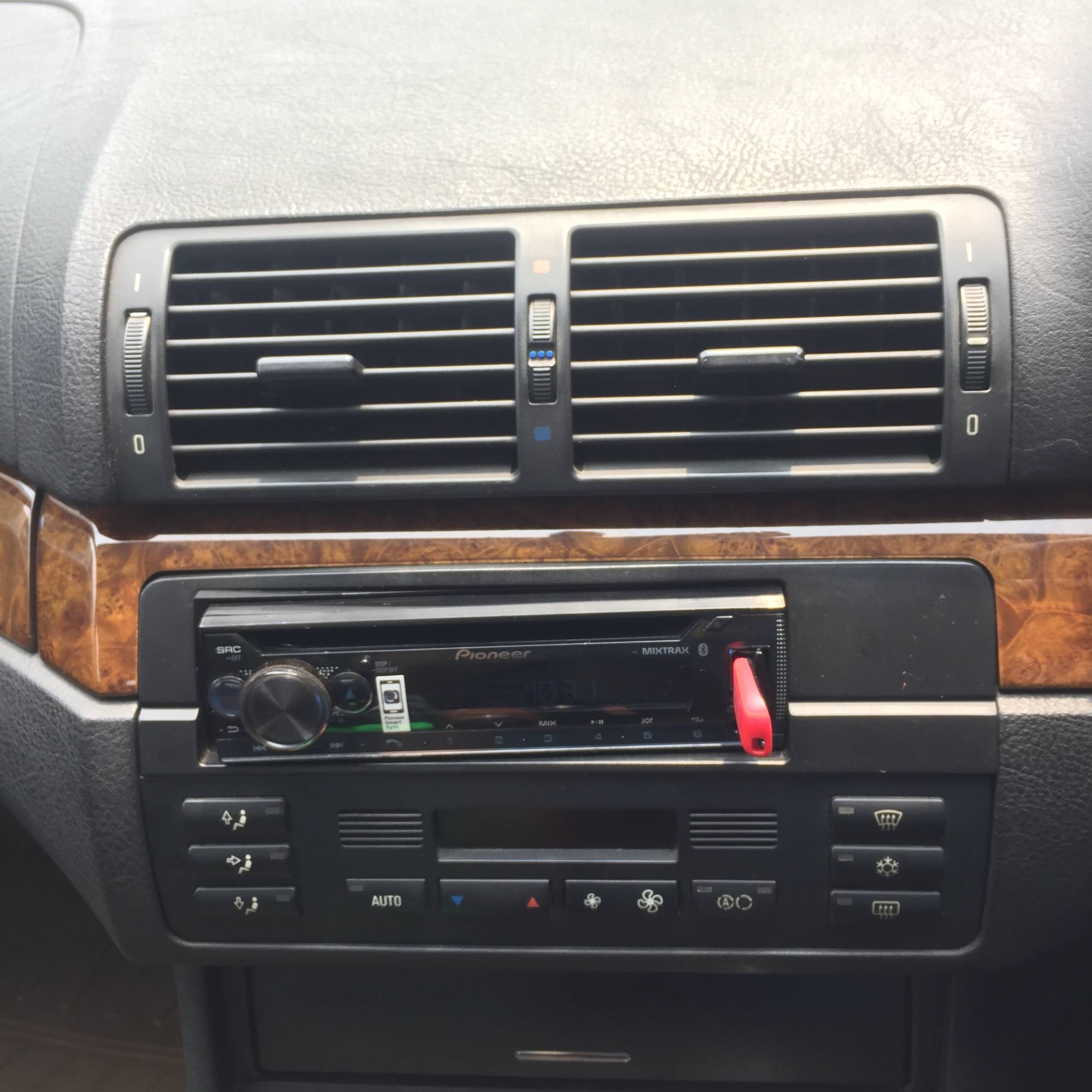 2001 BMW 3 Series Sedan 2001 BMW 3 Series Sedan