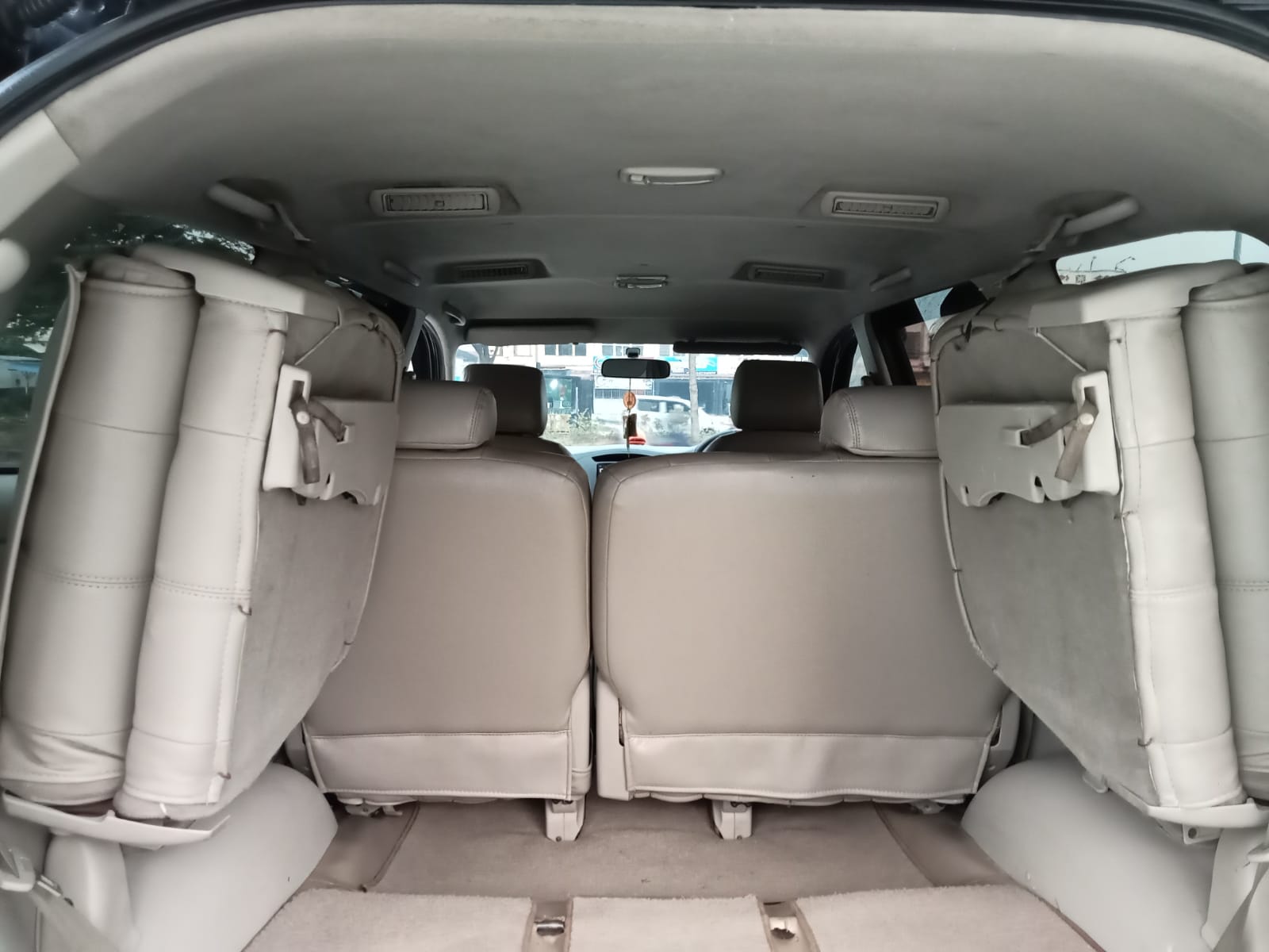 2009 Toyota Innova 2009 Toyota Innova