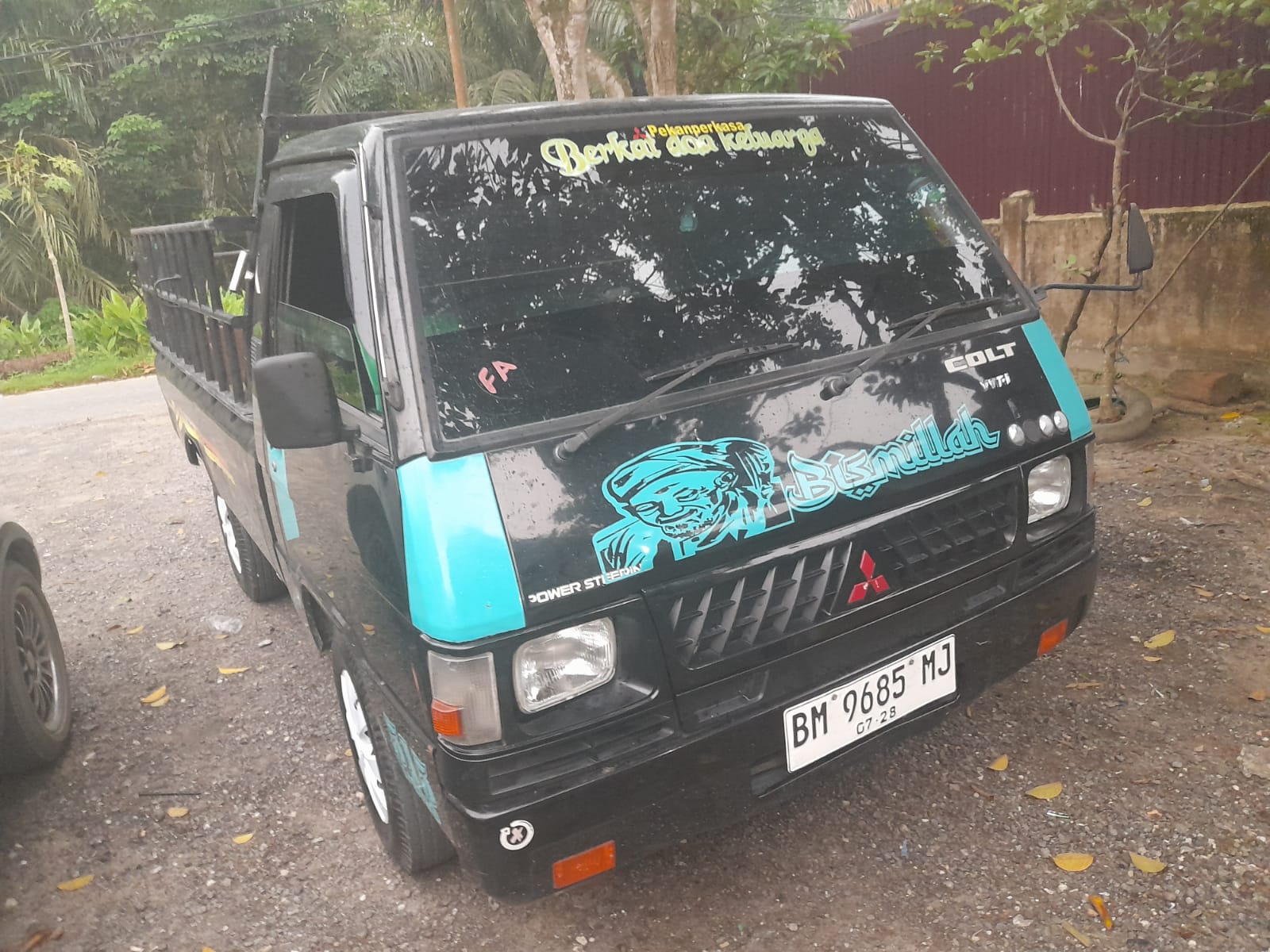 2018 Mitsubishi L300 2018 Mitsubishi L300