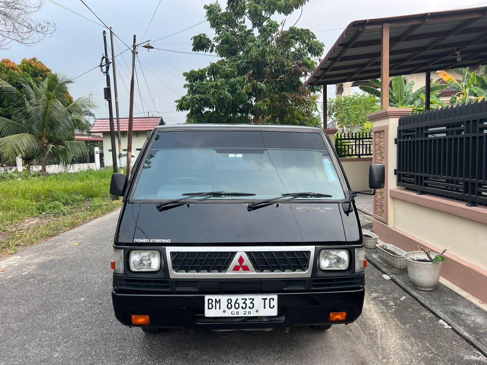 2008 Mitsubishi L300 2008 Mitsubishi L300