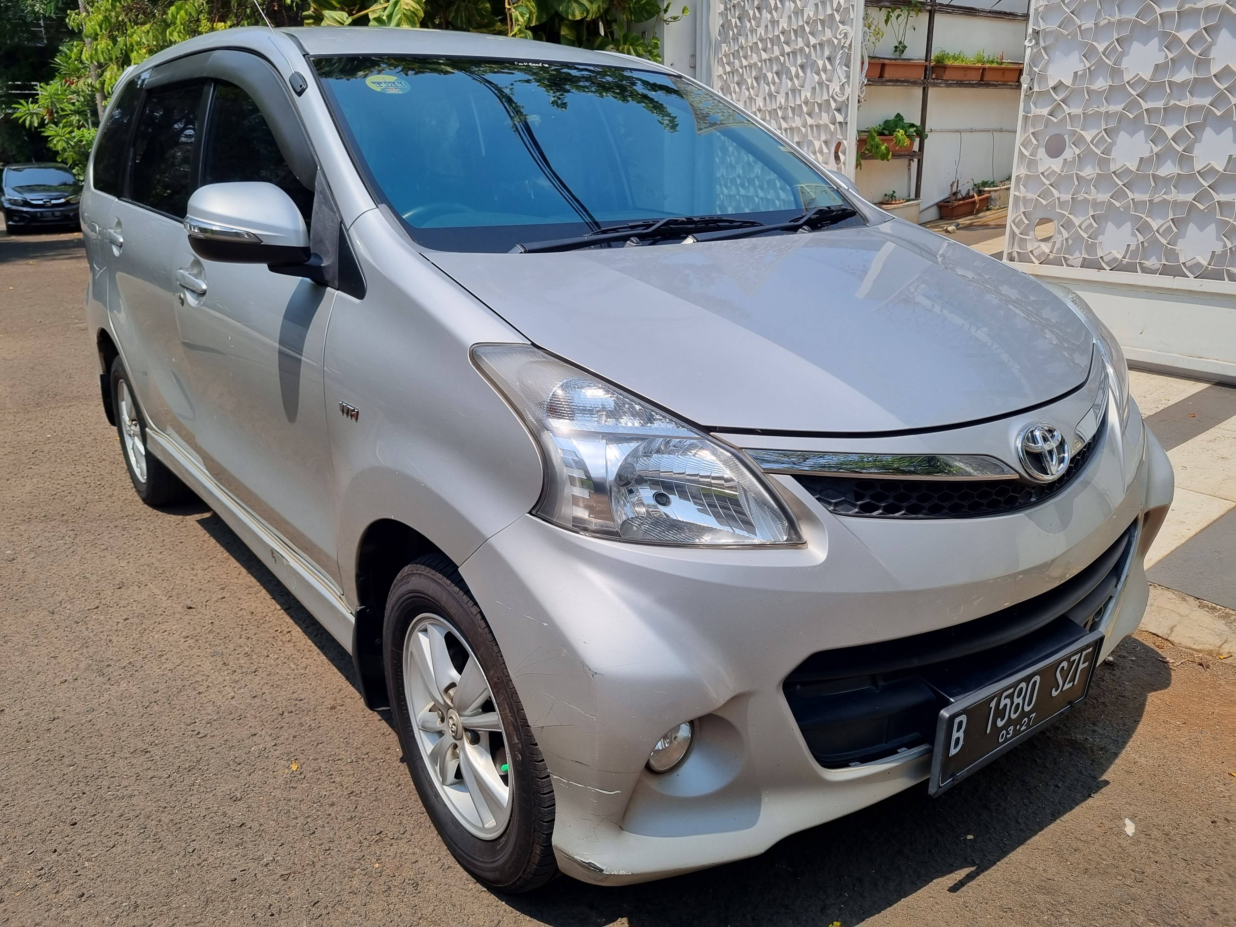 2012 Toyota Avanza Veloz Bekas 2012 Toyota Avanza Veloz Bekas