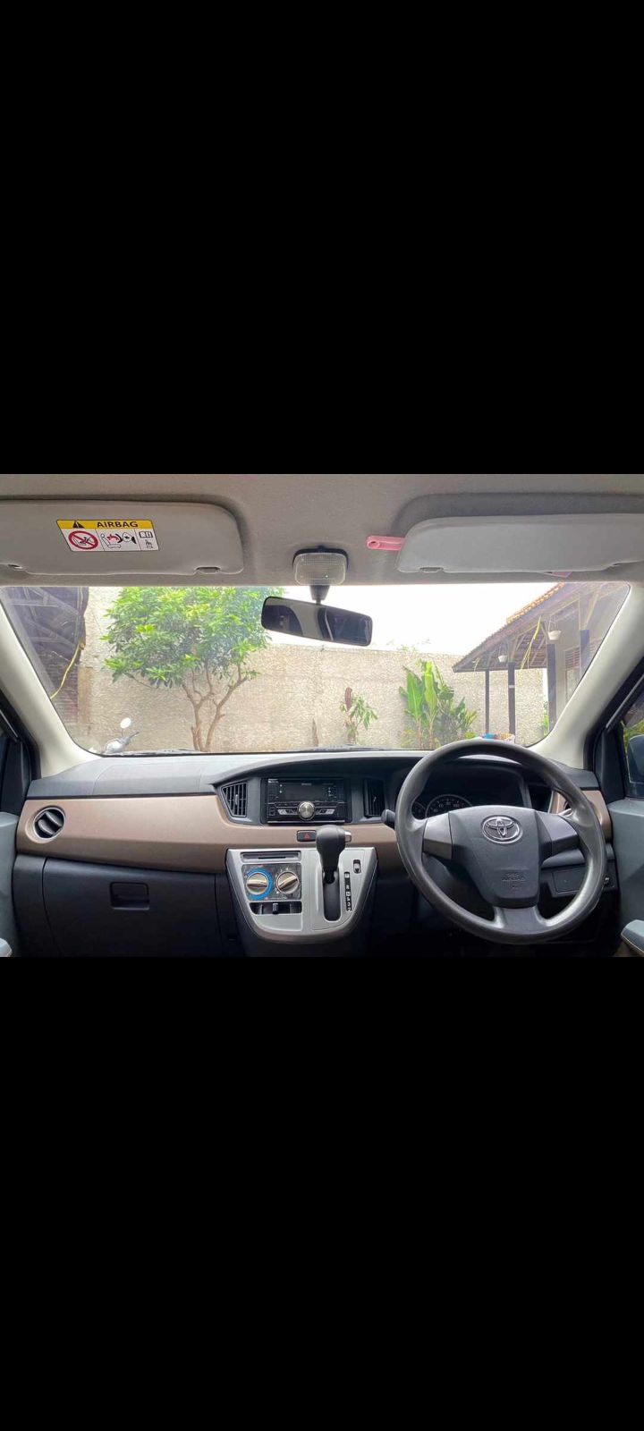 2016 Daihatsu Sigra 2016 Daihatsu Sigra