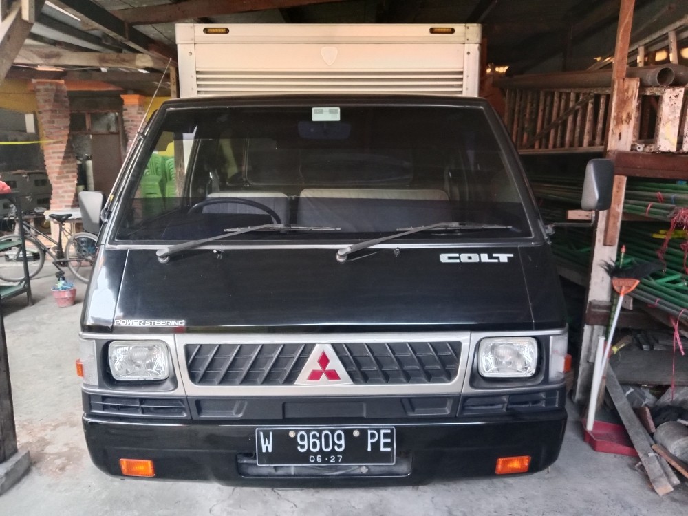 2022 Mitsubishi L300