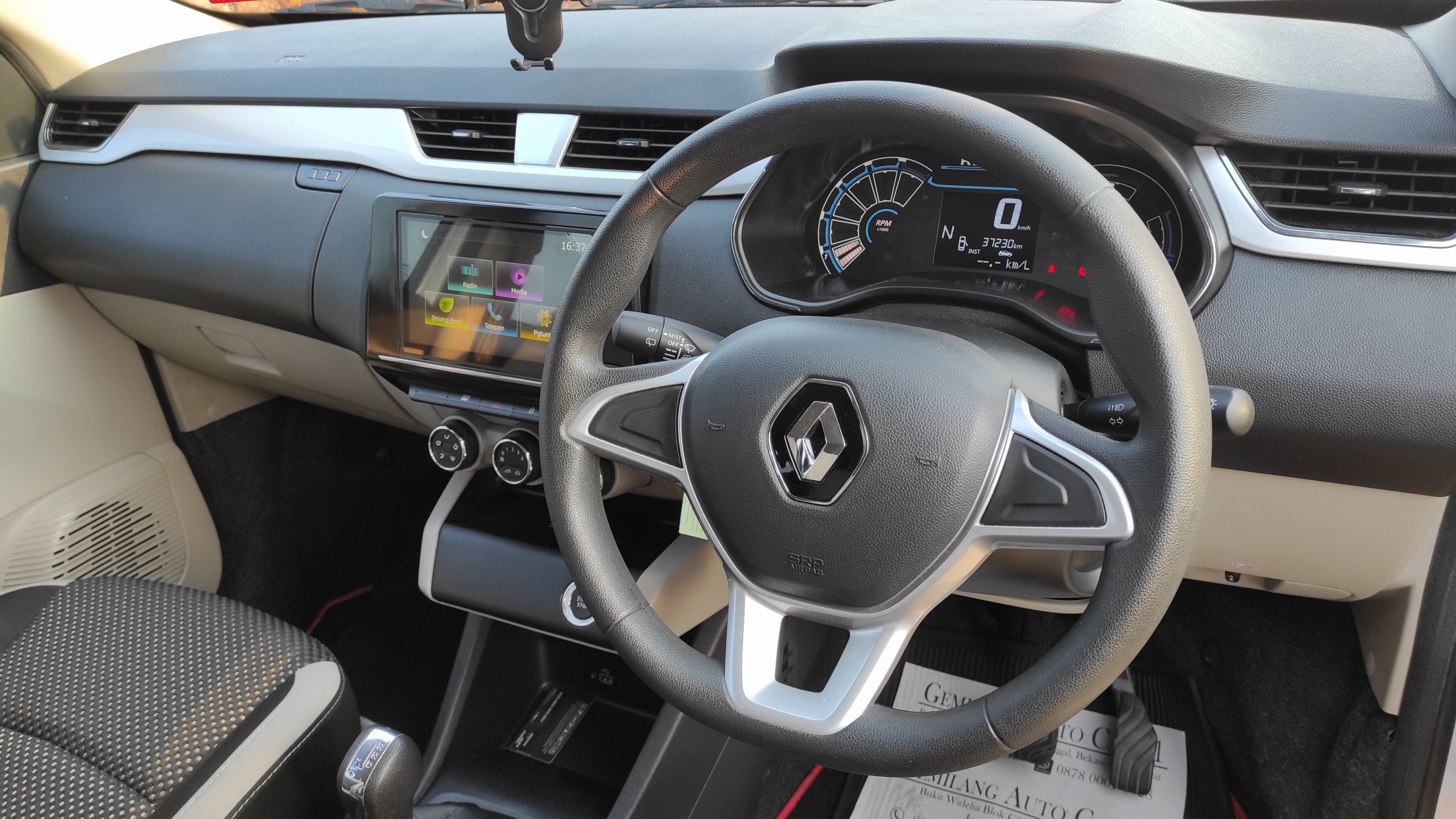 2020 Renault Triber 2020 Renault Triber